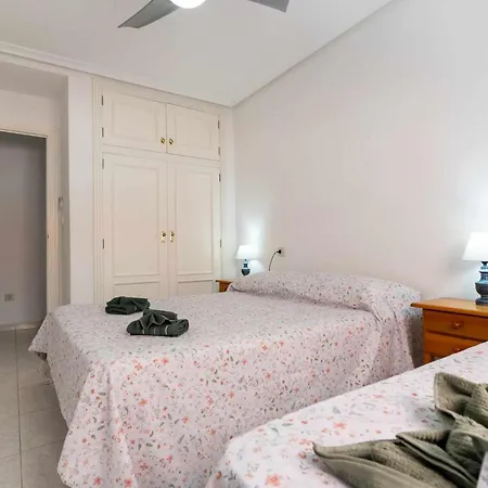 Rentafive - Nuevo - Parking - Aa - Ascensor Apartment